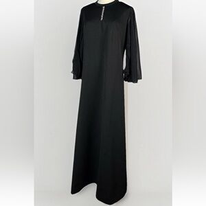 (L) VINTAGE LESLIE POMER Black Maxi Dress with Pleated Sheer Sleeves